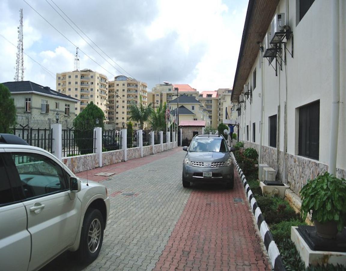 La Playa Suites Lagos Exterior photo