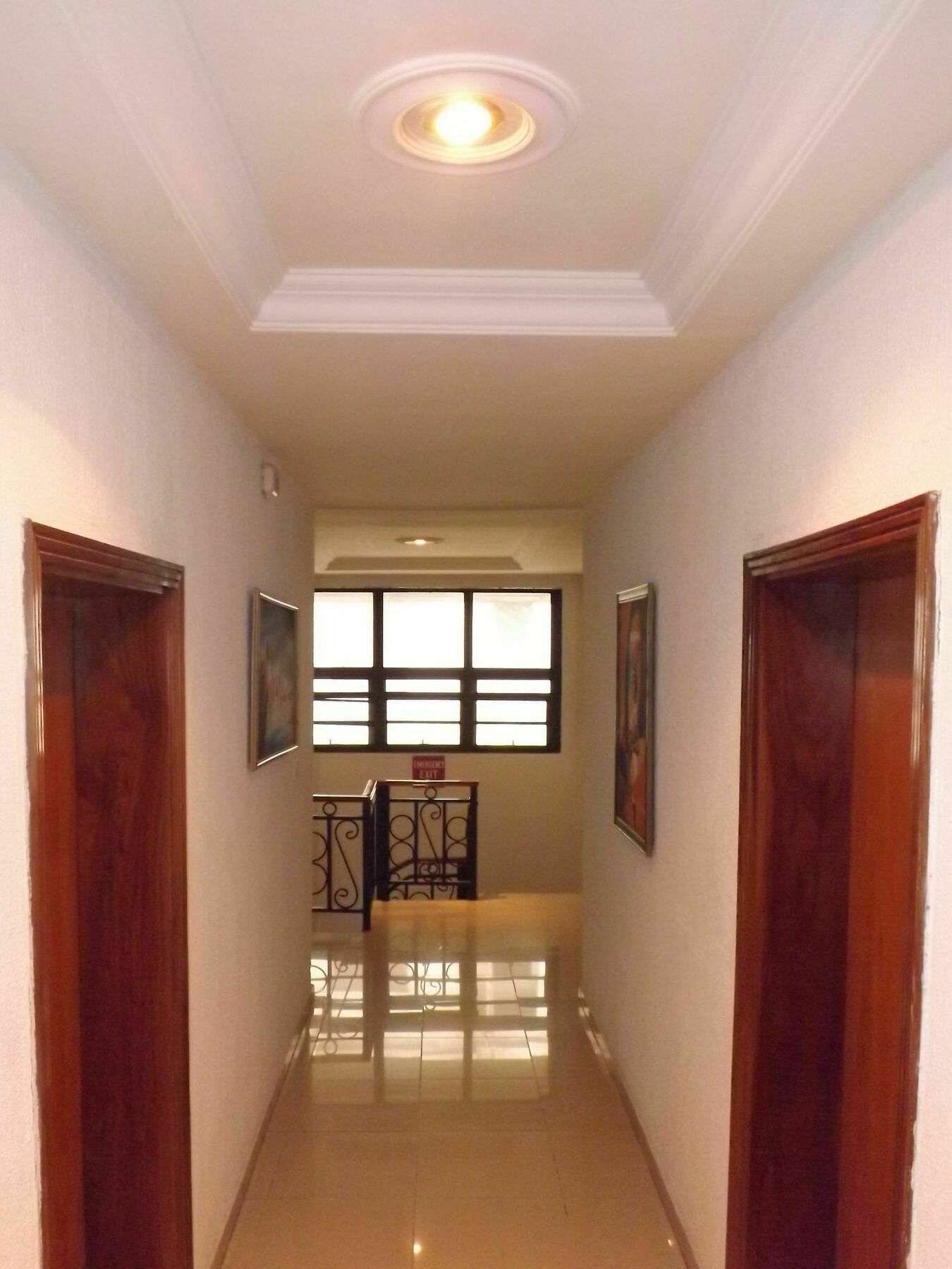 La Playa Suites Lagos Exterior photo