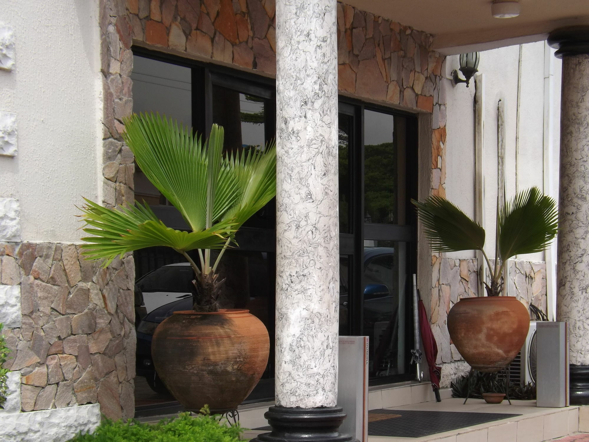 La Playa Suites Lagos Exterior photo