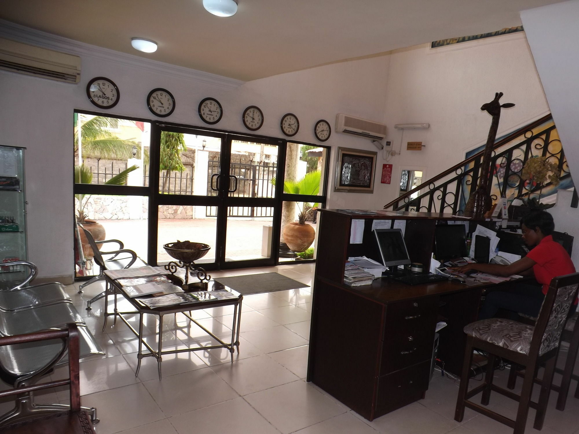 La Playa Suites Lagos Exterior photo