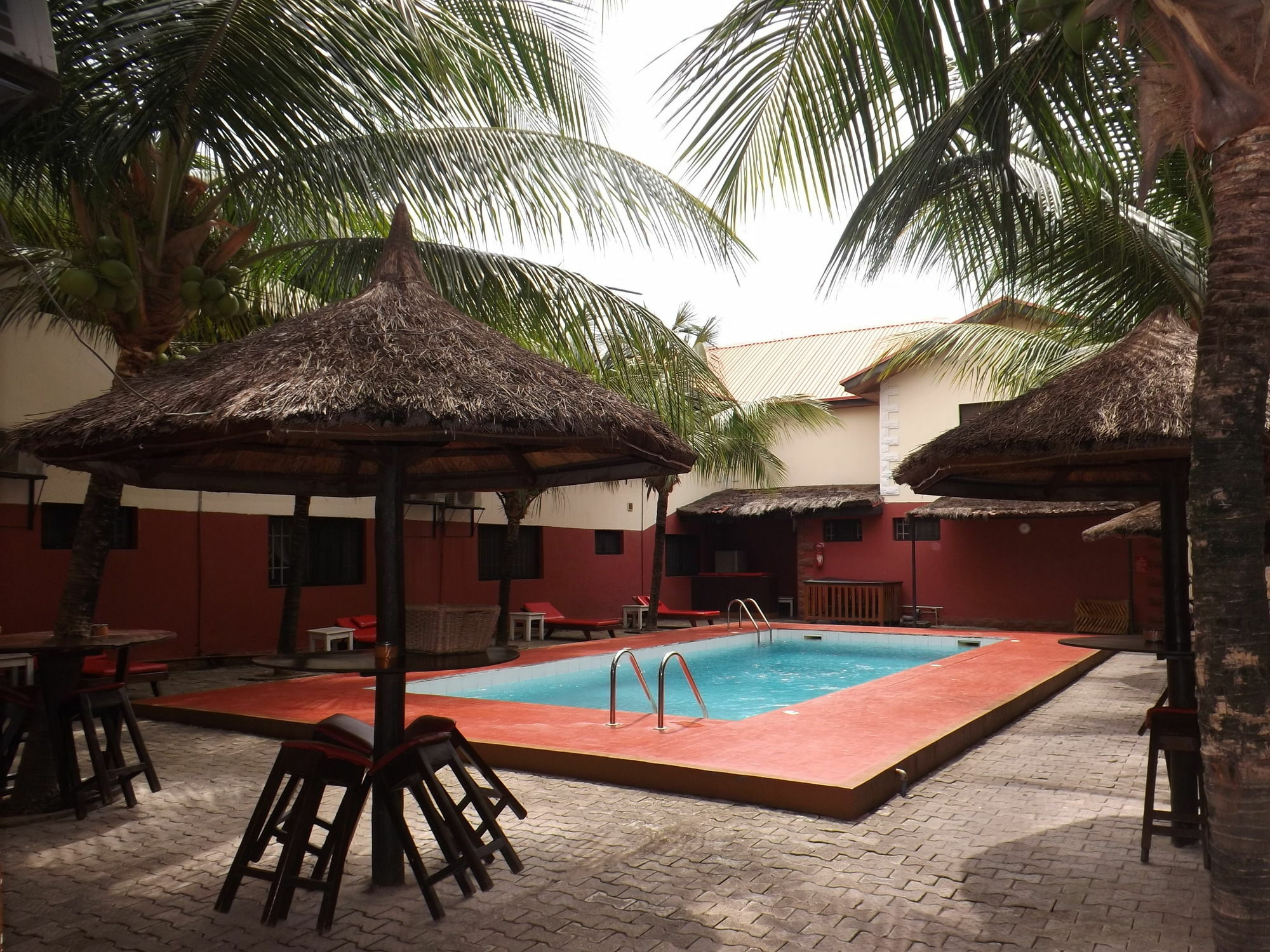 La Playa Suites Lagos Exterior photo