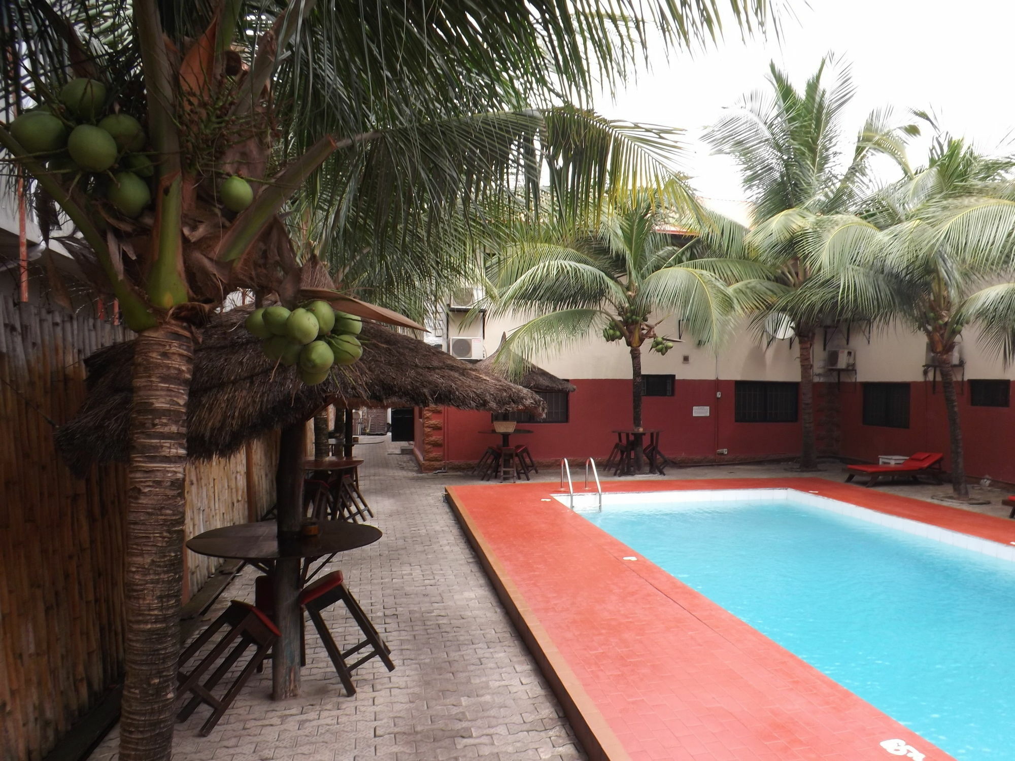 La Playa Suites Lagos Exterior photo